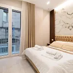 Ginex Luxury Suite, *